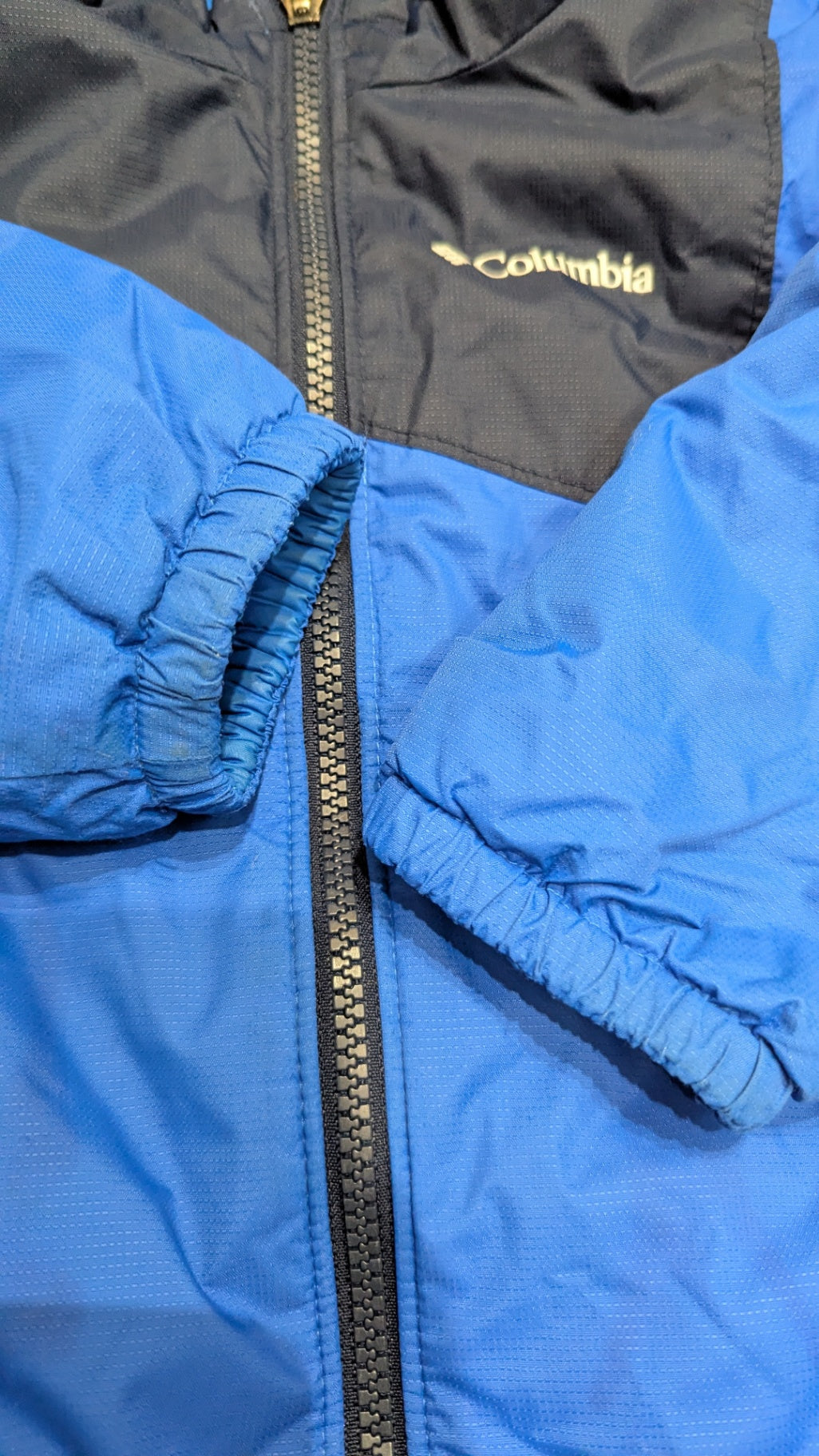 Columbia Puffer Jacket, Blue and Navy, 3