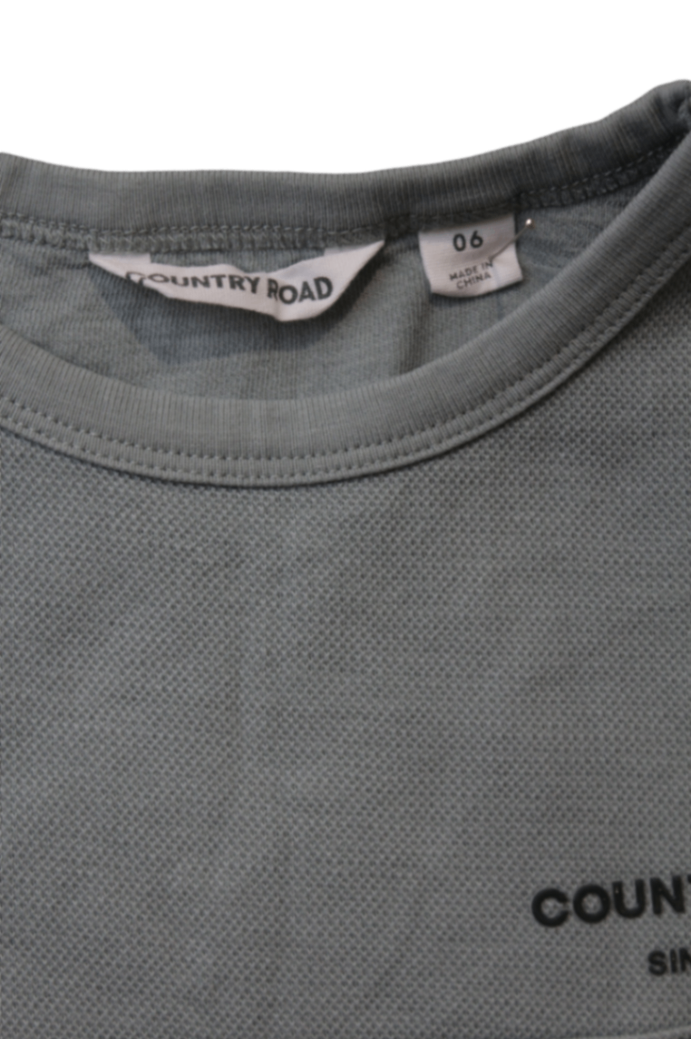 Country Road Long-Sleeve T-Shirt, Green, 06