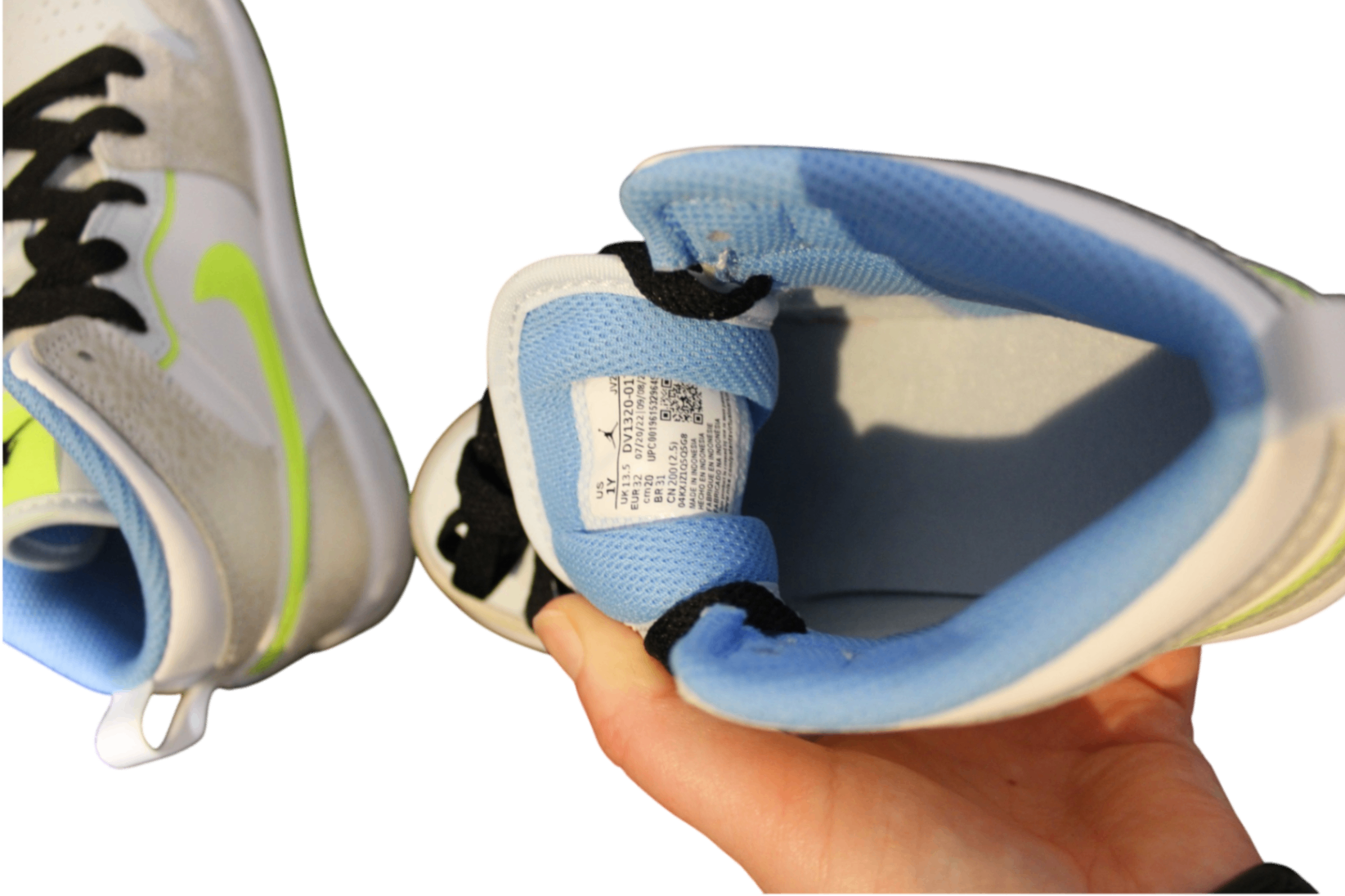 Jordan Sneakers, White, US 1Y / UK 13.5 / EUR 32 / CM 20
