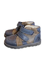 DP..am Boots, US 8/EUR 24