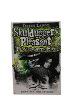 Skulduggery Pleasant by Derek Landy Book, ,