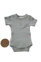 3 Little Crowns Bodysuit, Light Green, 0000