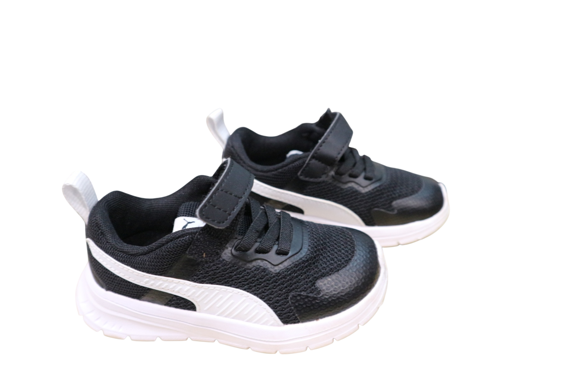 Puma Shoes, Black and white, US 8C/EUR 24