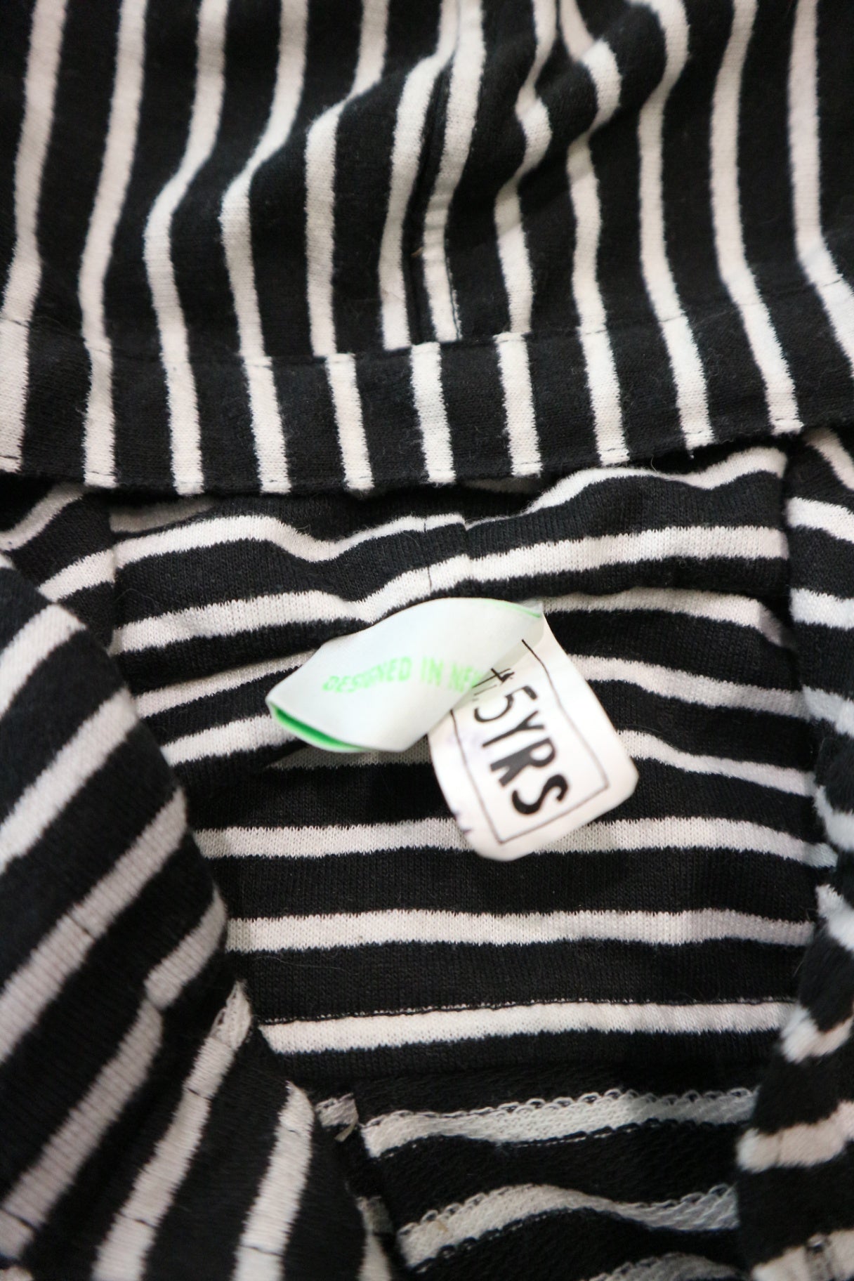 Minti Cardigan, Black and White, 5