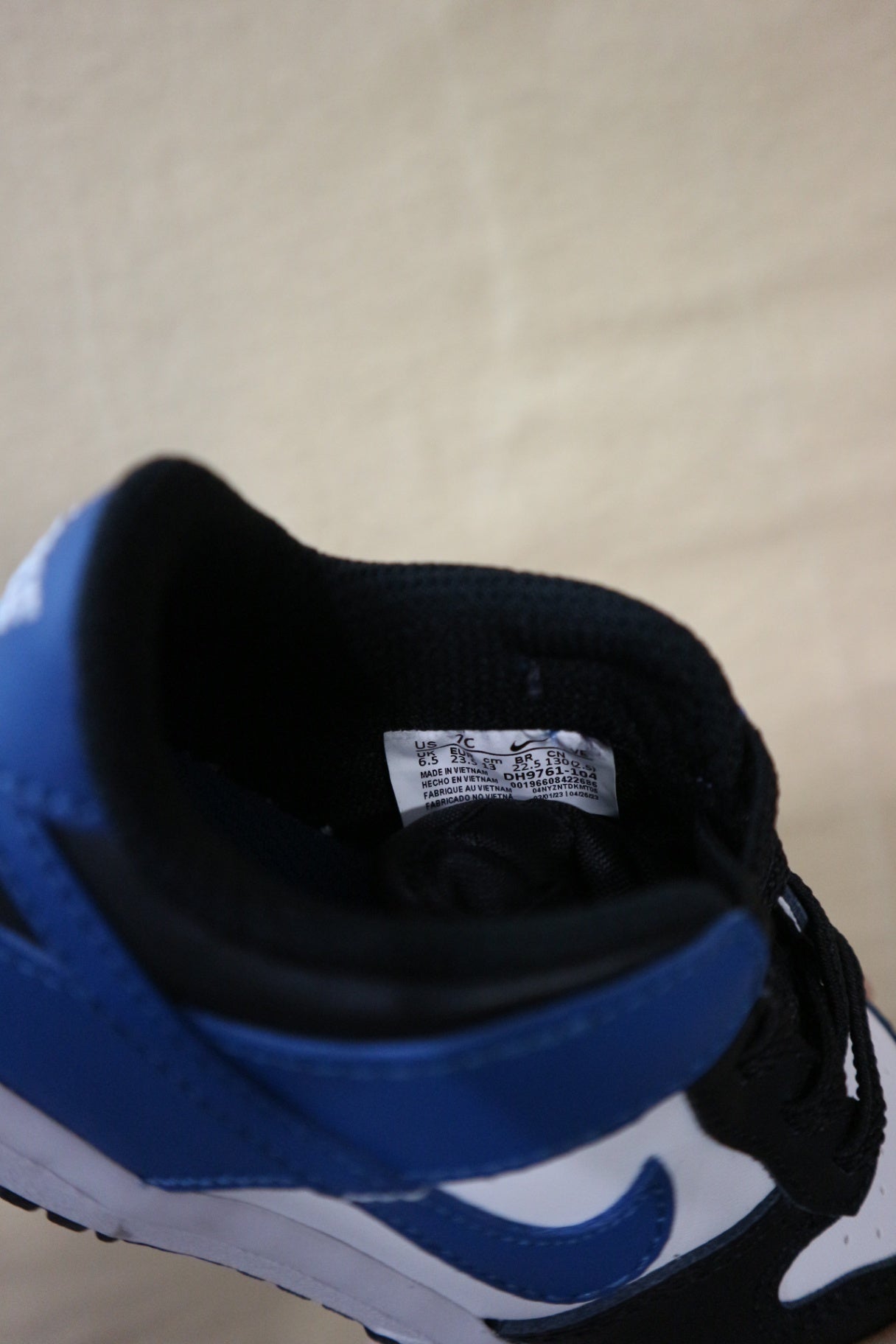Nike Shoes, Black, White, Blue, US 7/EUR 23.5