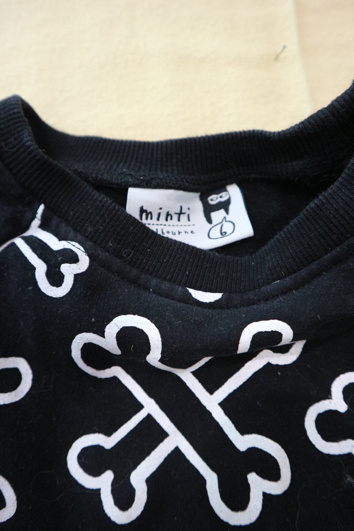 Minti Jumper, Black and White, 6