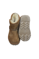 Euram Ugg Boots, Brown, US 6/EUR 22