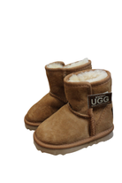 Euram Ugg Boots, Brown, US 6/EUR 22