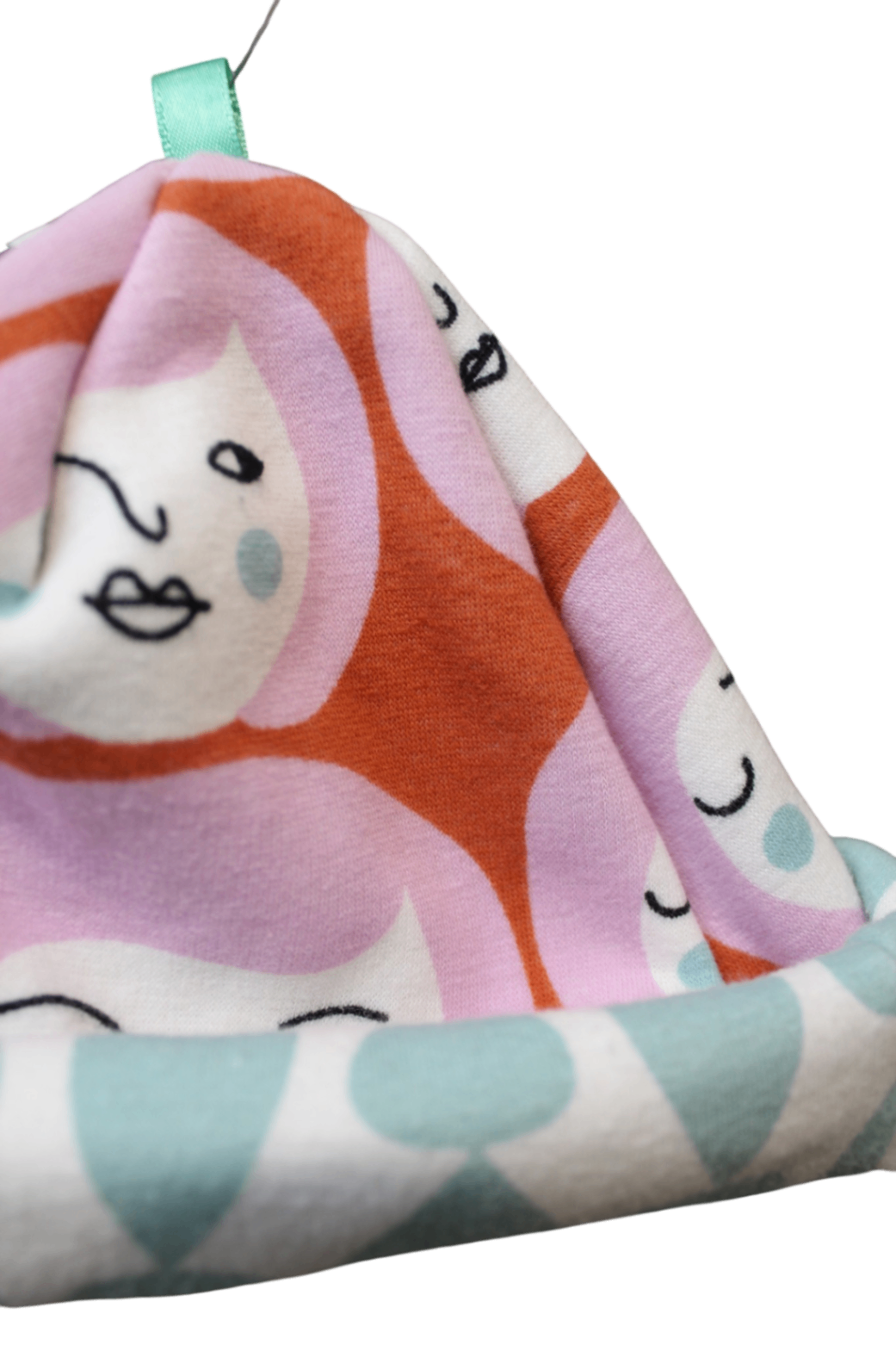 Wompoo Beanie, White/blue/orange/pink, NB