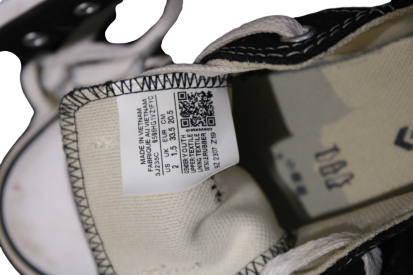 Converse Sneakers, Black and white, US 2 / UK 1.5 / EU 33.5 / CM 20.5