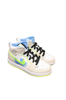 Jordan Sneakers, White, US 1Y / UK 13.5 / EUR 32 / CM 20