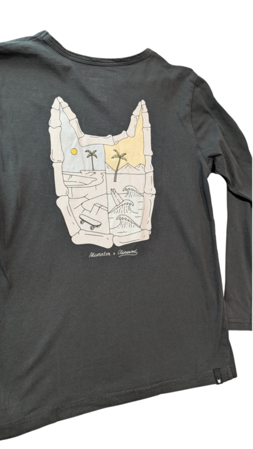 Munster Long-Sleeve T-Shirt, Charcoal, 10