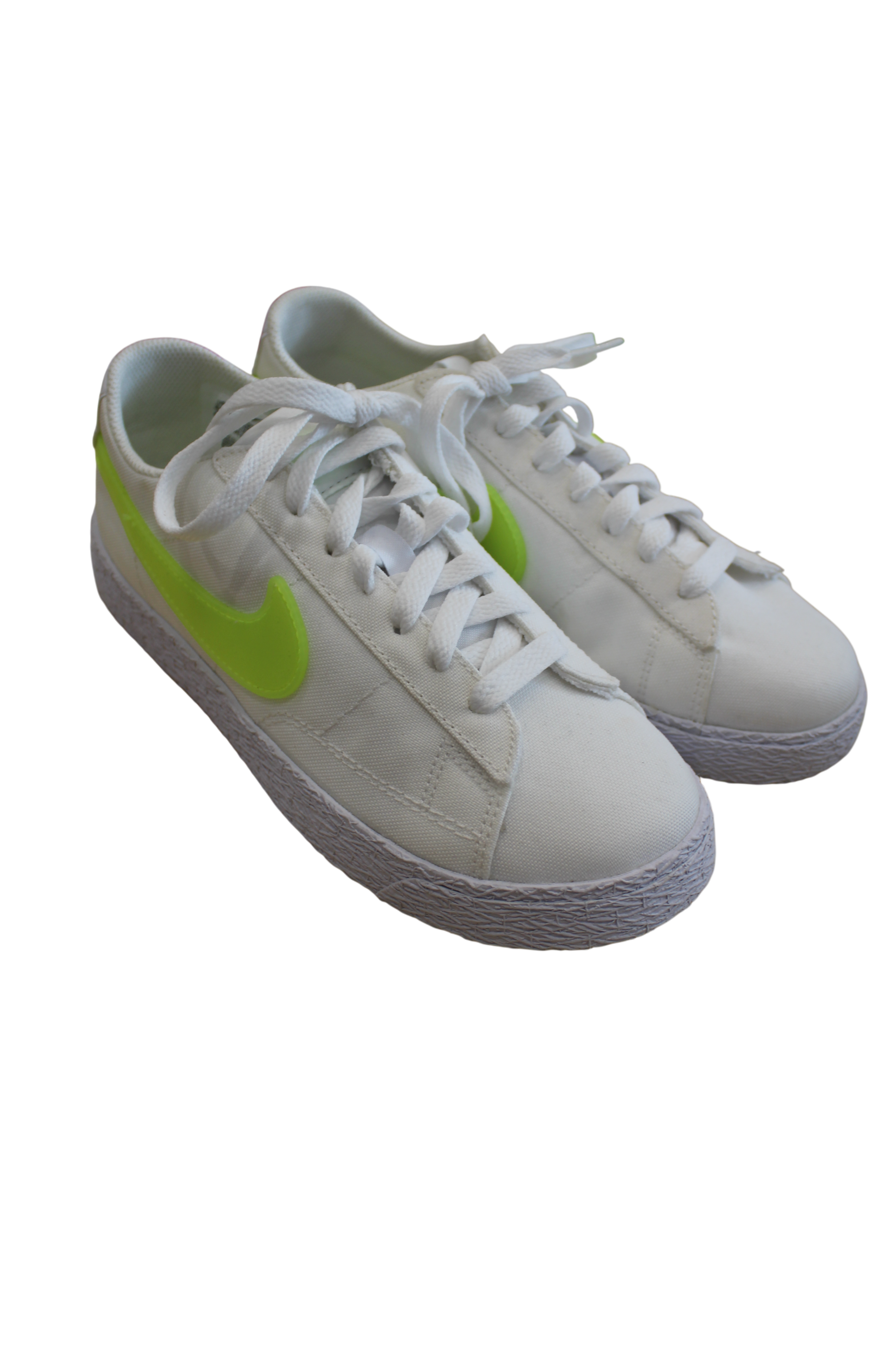 Nike Sneakers, US 3.5Y/EUR 35 - Use-Ta!