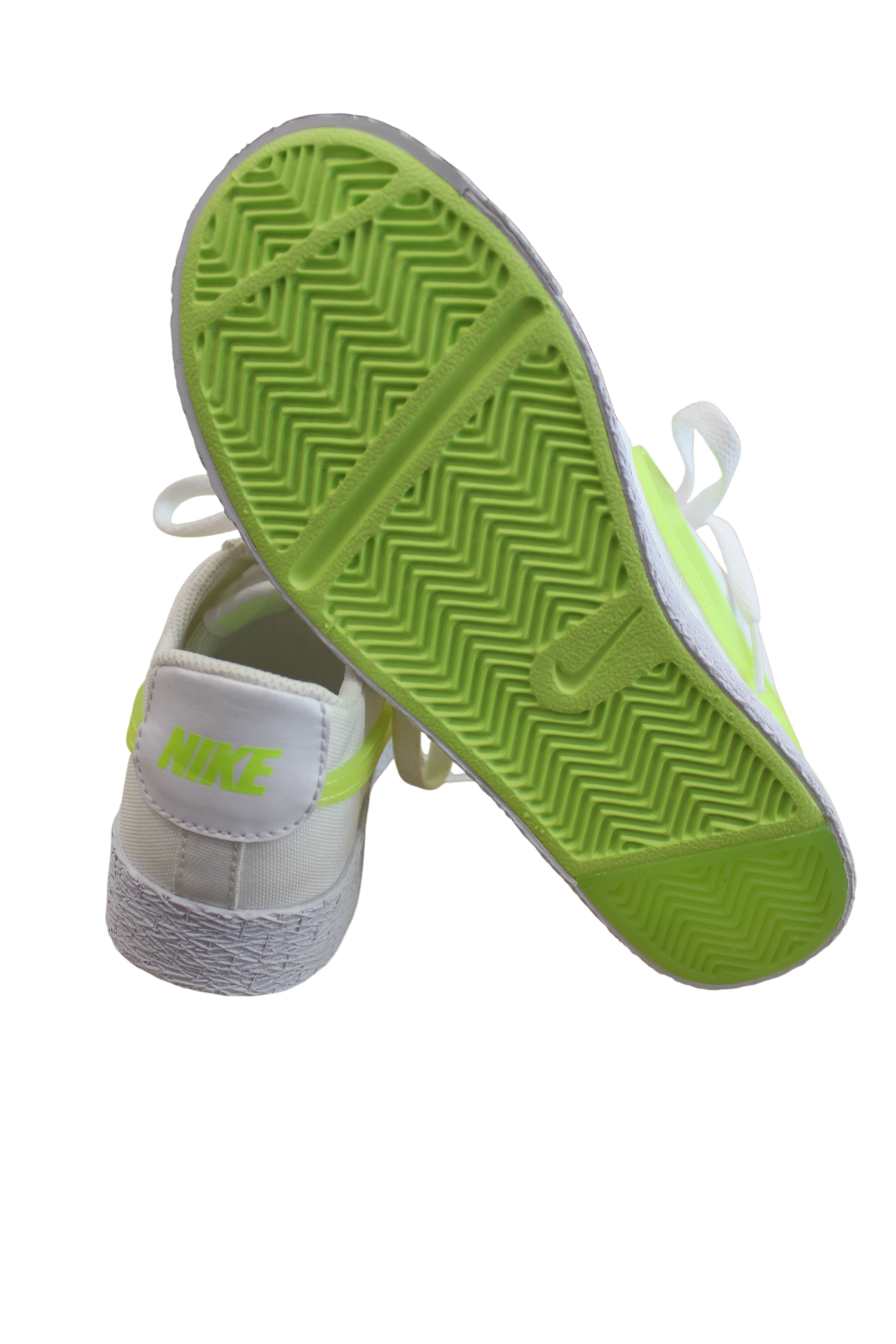 Nike Sneakers, US 3.5Y/EUR 35 - Use-Ta!